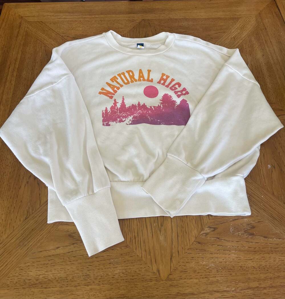 Vintage Style Natural High Graphic Sweatshirt L Cropped Crewneck Outdoorsy Cozy